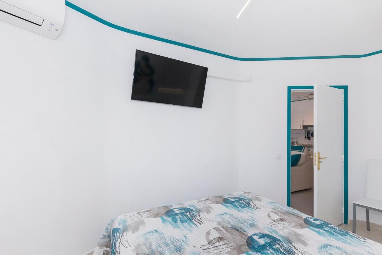 First Line Sea, Luxury Penthouse, Sea And Sunset View Vivenda Vacational Guayero 618 Apartment Los Cristianos  Exterior photo